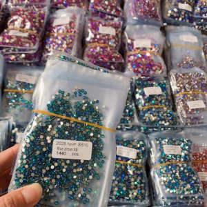 Blue zircon ab SS3 to SS30 Glass Flat Back Crystal Non Hot Fix Rhinestone For Various Cups And Mugs